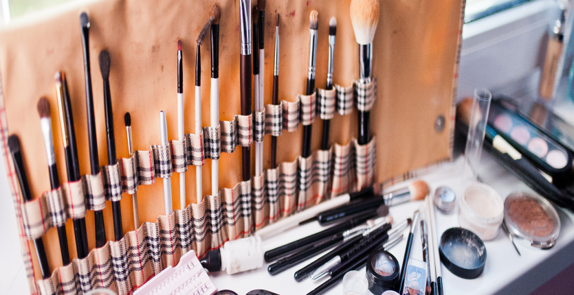 MonMakeUP USA